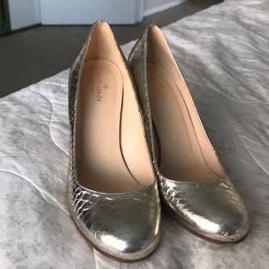 Kate Spade gold pumps